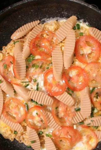 Pizza Mì Gói