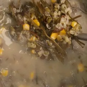 Chè đậu xanh nước cốt dừa