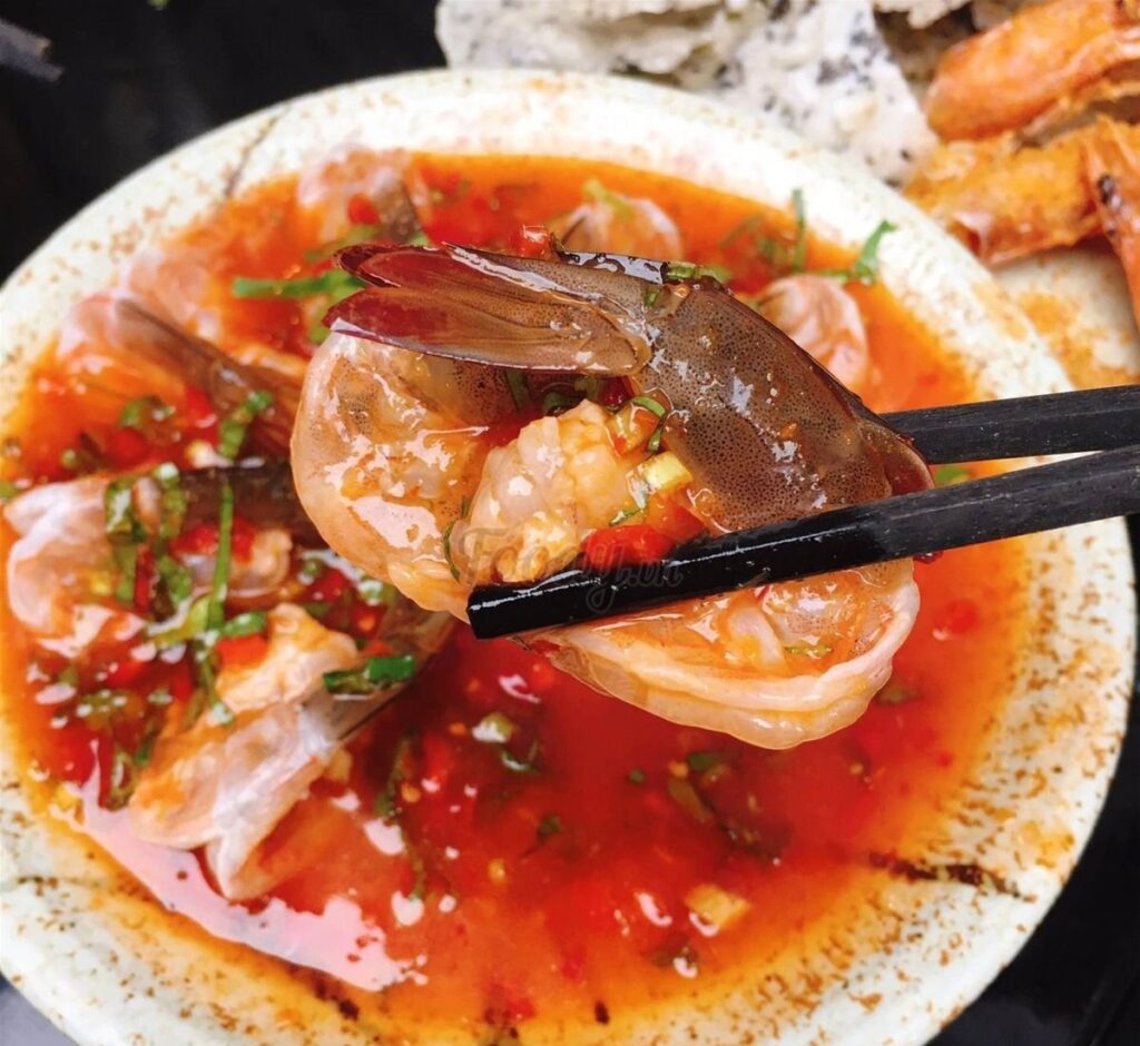 Bí kíp chế biến món tôm sốt Thái ăn ngon tê tái - BepXua
