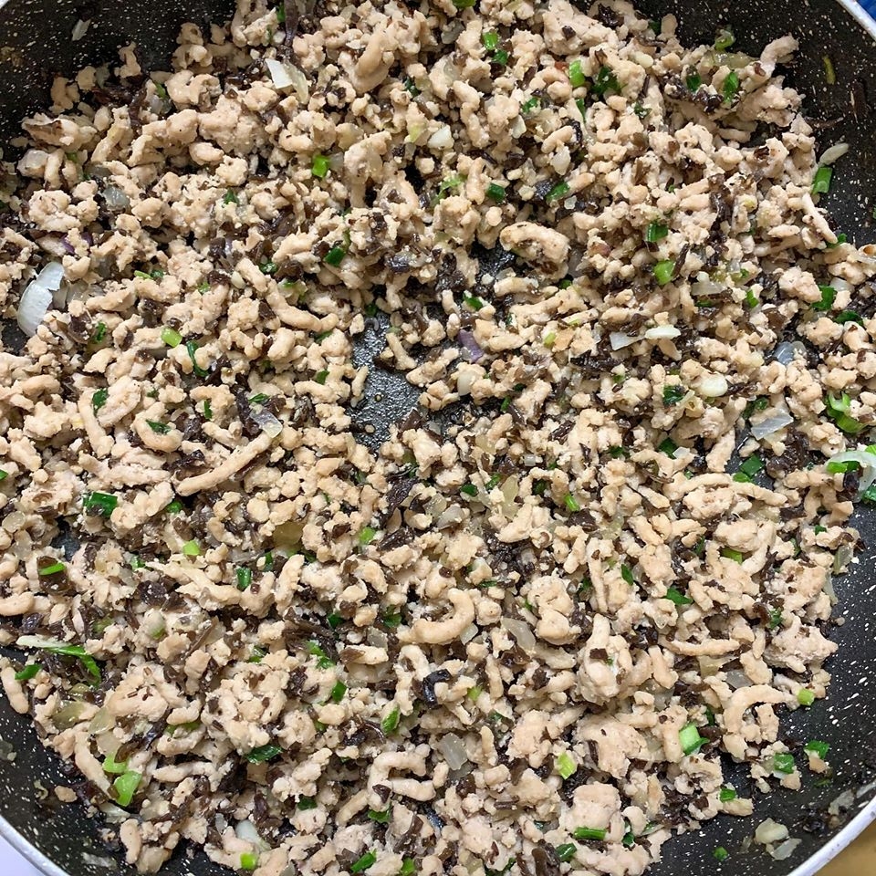 Làm bánh cuốn Cao Bằng chuẩn vị, lạ miệng tại nhà - BepXua Làm Bánh Cuốn Cao Bằng Chuẩn Vị, Lạ Miệng Tại Nhà - Bepxua