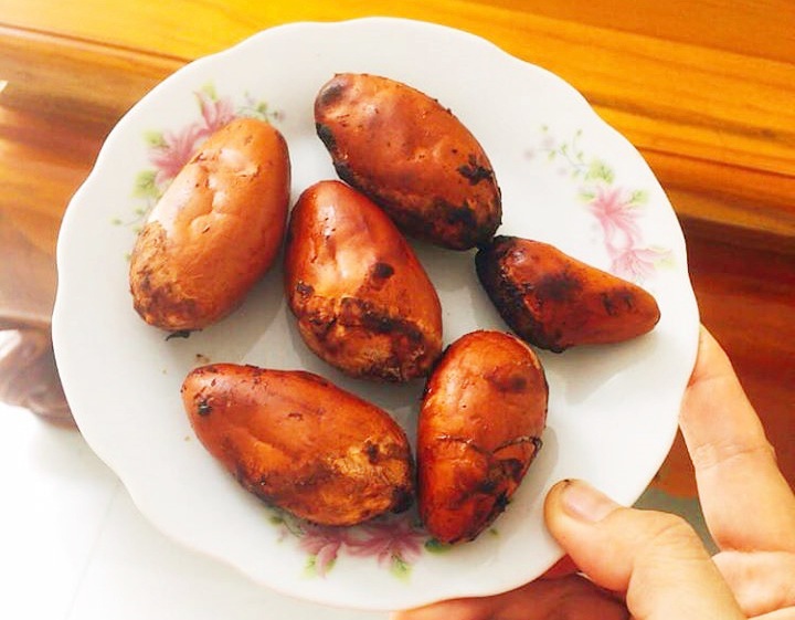 Cách ăn sầu riêng từ vỏ đến hạt, không bỏ sót phần nào - BepXua