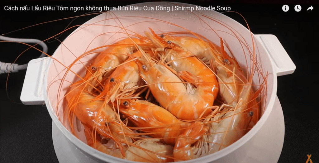 Cách nấu lẩu riêu tôm siêu ngon bất bại - BepXua